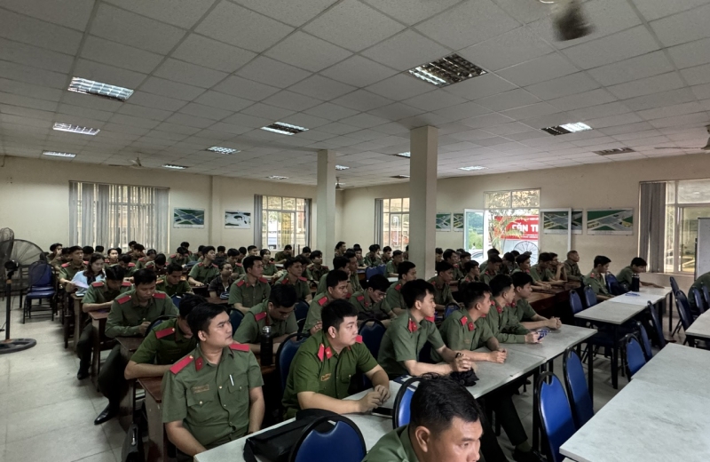 Giấy phép lái xe bắt đầu học mới 2025 Bạn nên biết