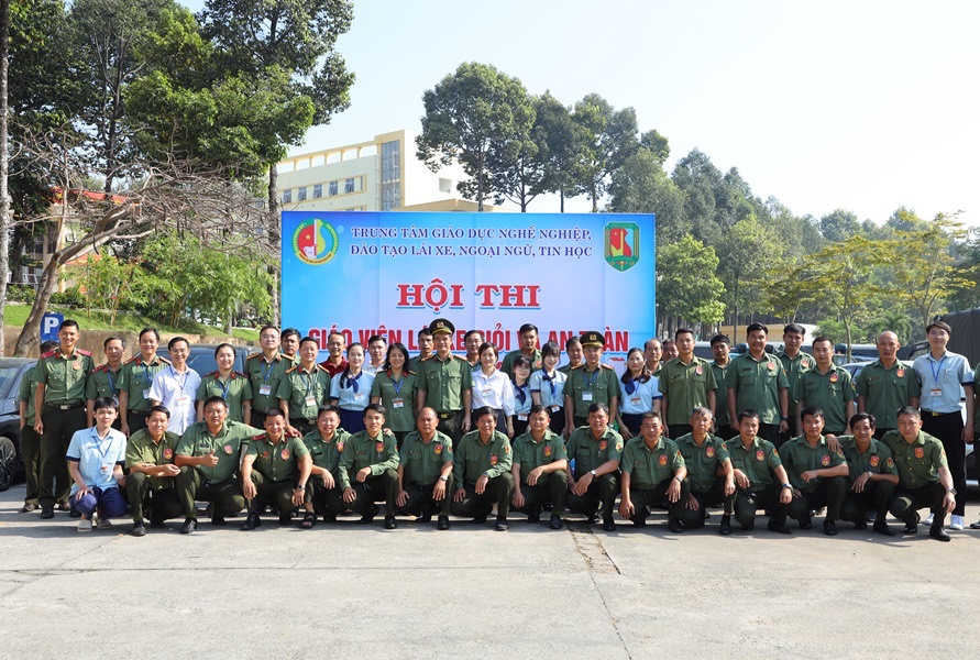 DẠY LÁI XE HẠNG C1 TẠI THỦ ĐỨC | DẠY LÁI XE THỦ ĐỨC