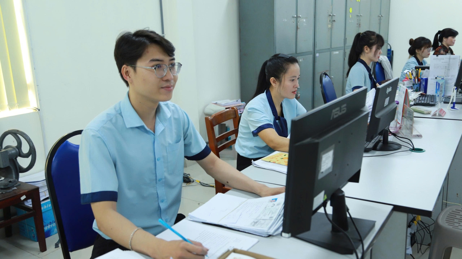 ĐÀO TẠO LÁI XE HẠNG B TẠI THỦ ĐỨC | DẠY LÁI Ô TÔ TẠI THỦ ĐỨC